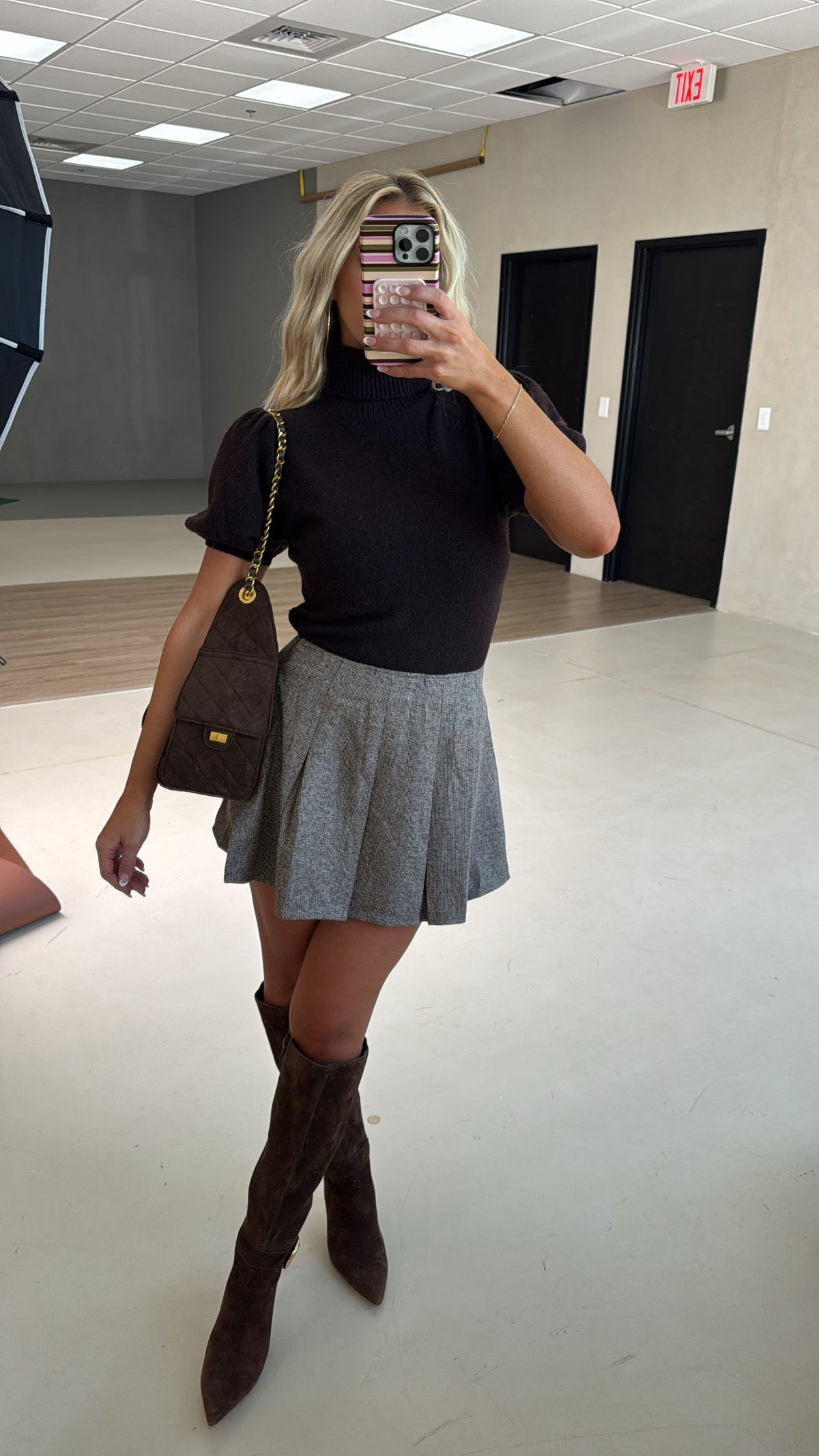 Logan Puff Sleeve Top-Brown