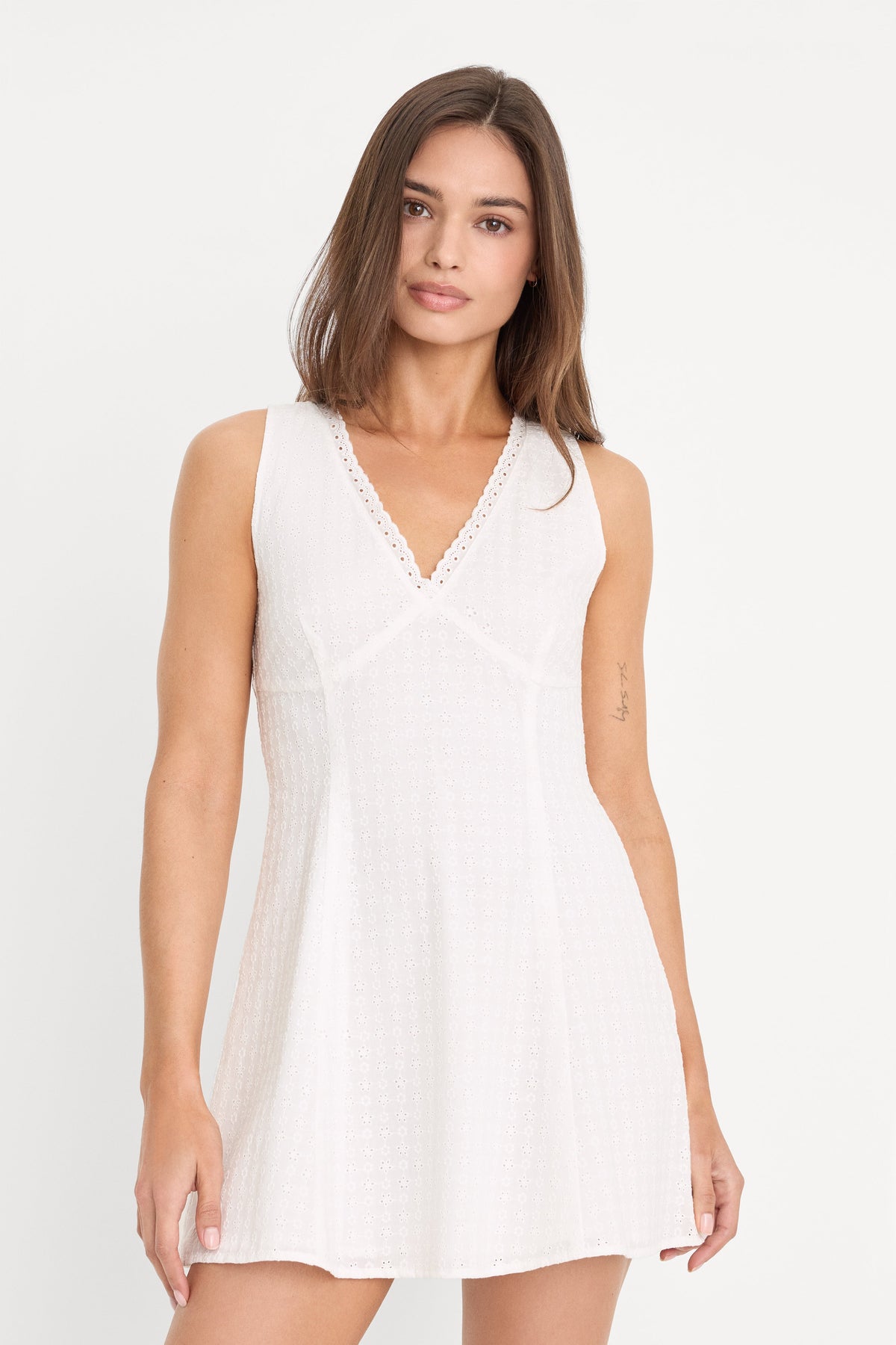 THE EYELET MINI DRESS | WHITE001