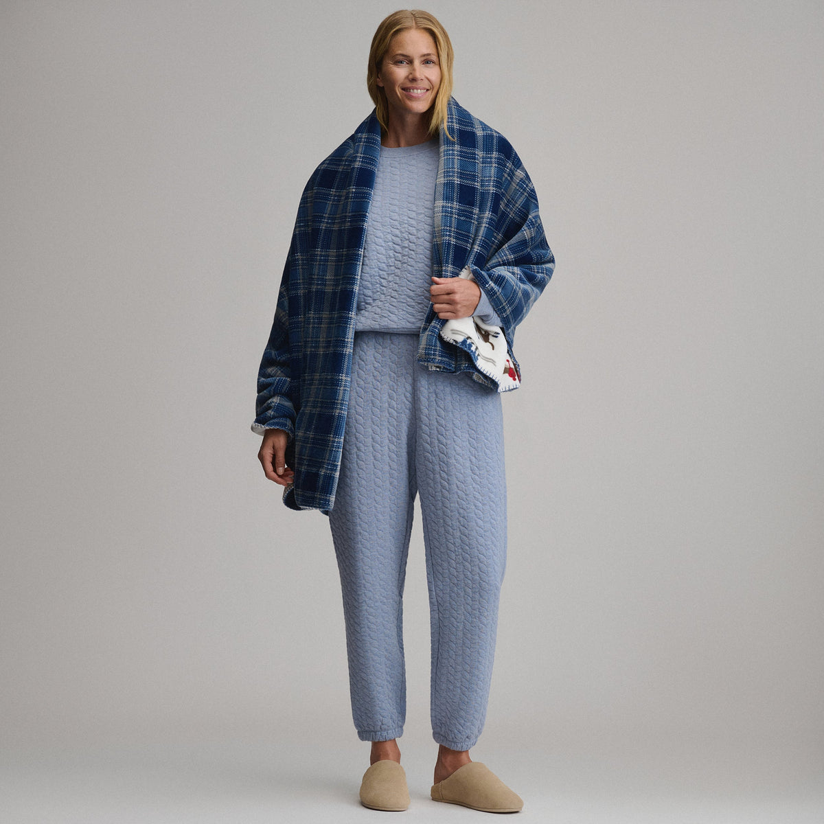 Women's Quilted Crew