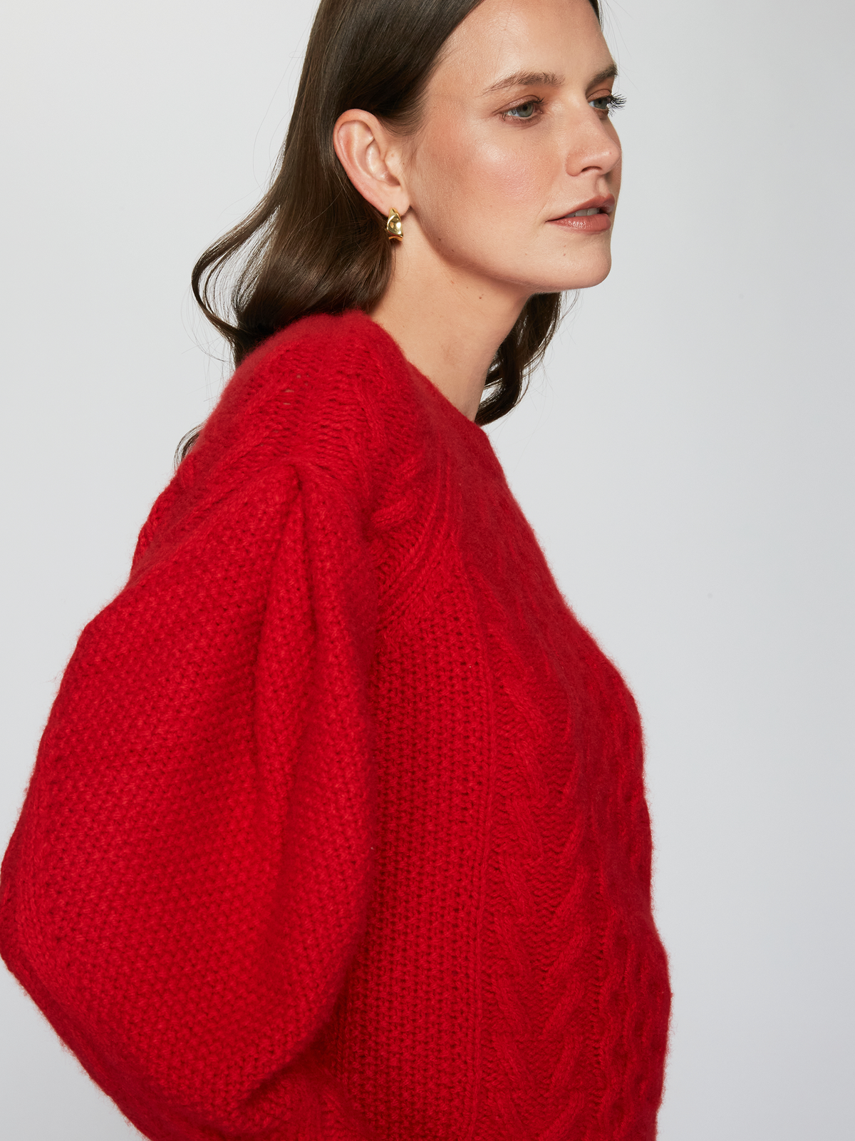 Fisherman Cable Crew with Pleat Sleeve in Blazer